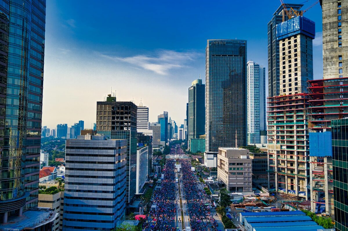 downtown-apartment-buildings-photo