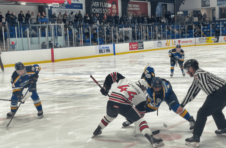 collingwood-blues-faceoff-photo