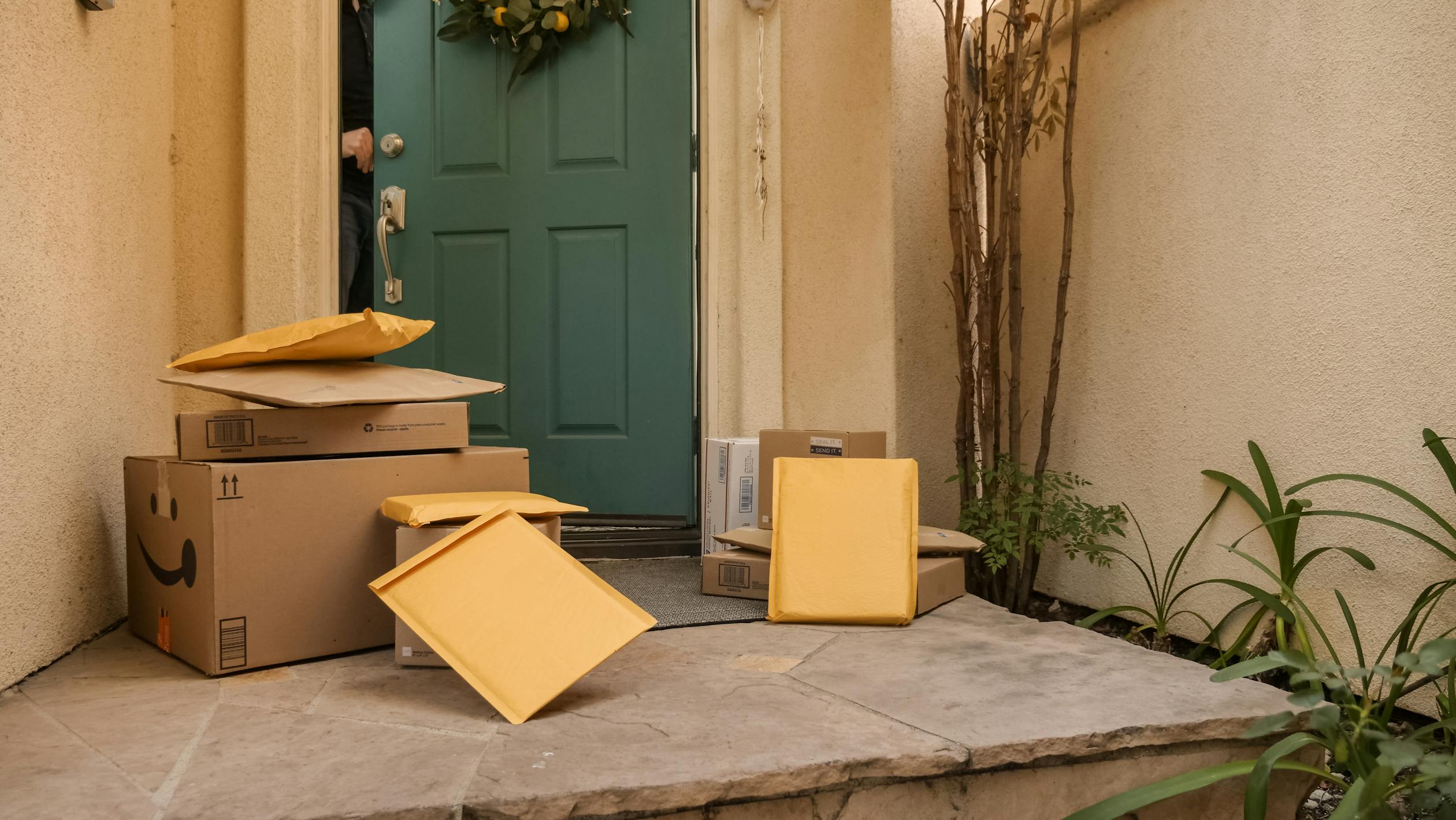 packages-on-porch-photo