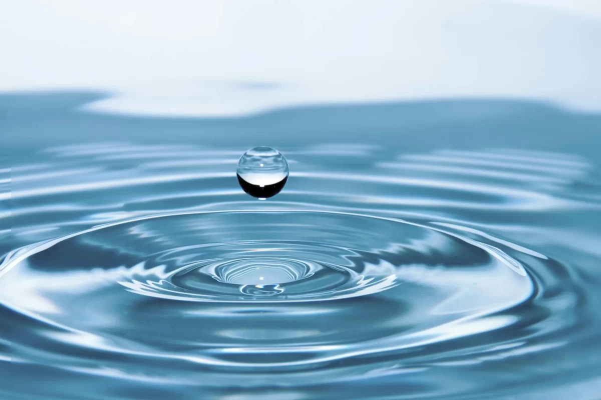 drops-of-water-water-nature-liquid-40784 (1)