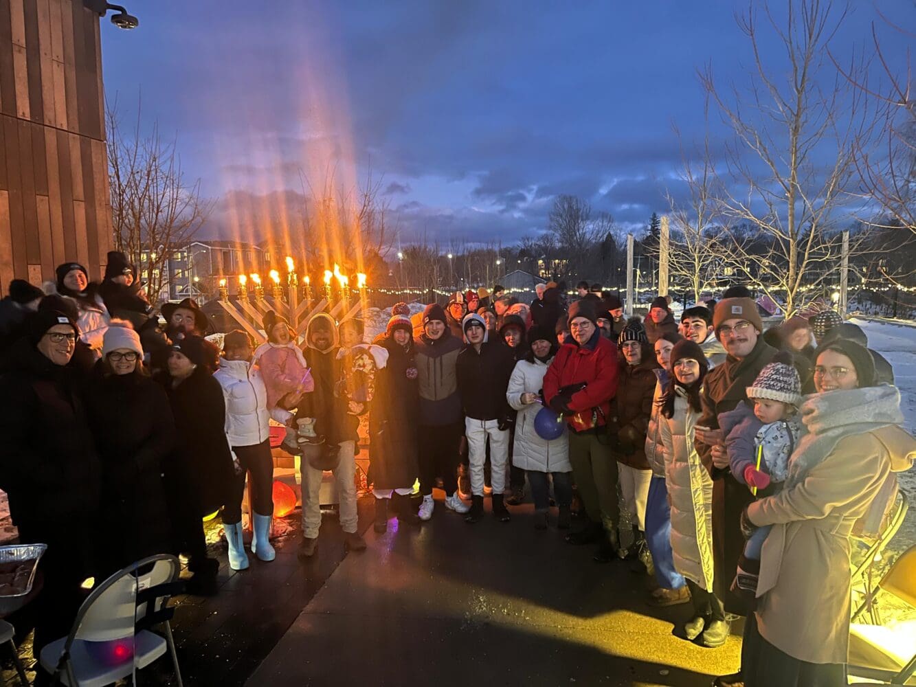 Chabad Collingwood Expands Chanukah Celebrations and Community Outreach Across South Georgian Bay