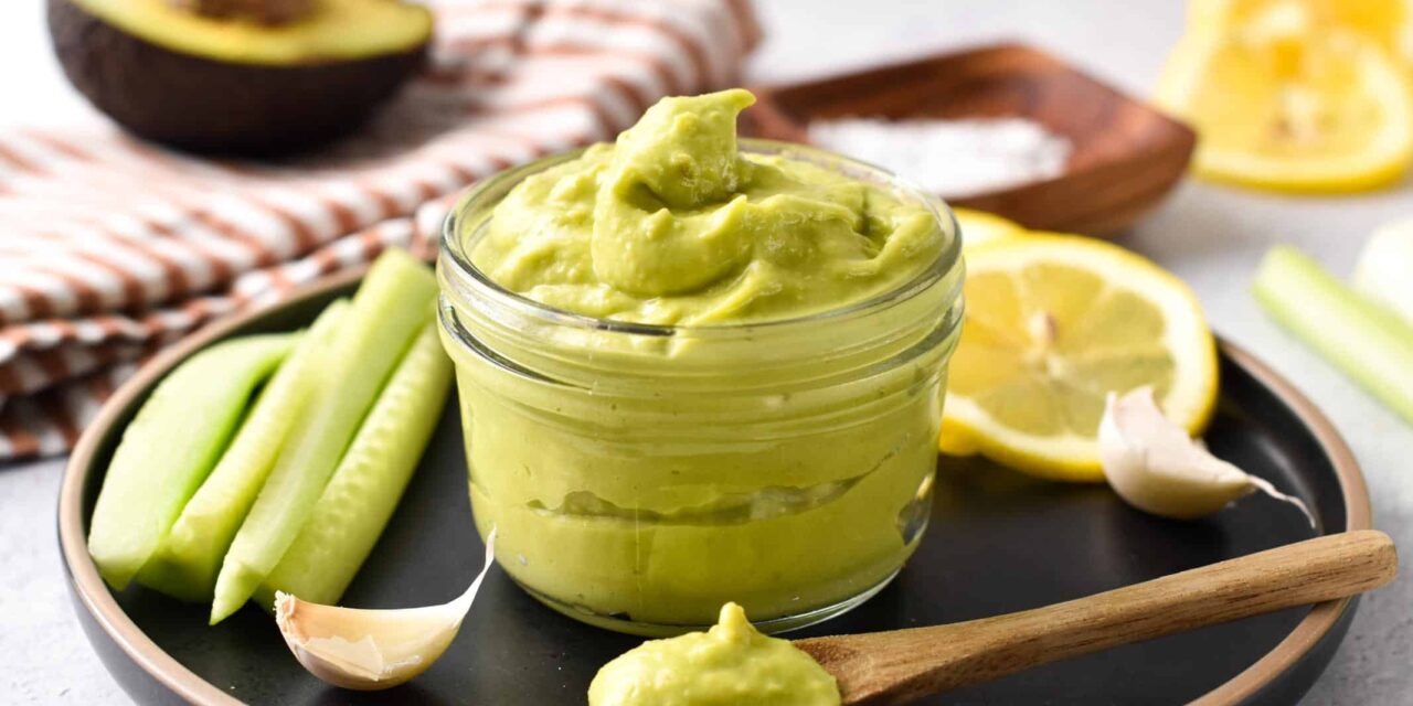 🥑  I’m not buying mayonnaise anymore – Avocado Mayo in 5 Minutes | Cooking With Merry