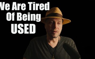 Why Everything Online Feels So Manipulative | The Functional Melancholic