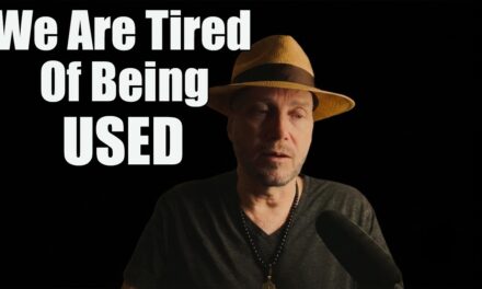 Why Everything Online Feels So Manipulative | The Functional Melancholic