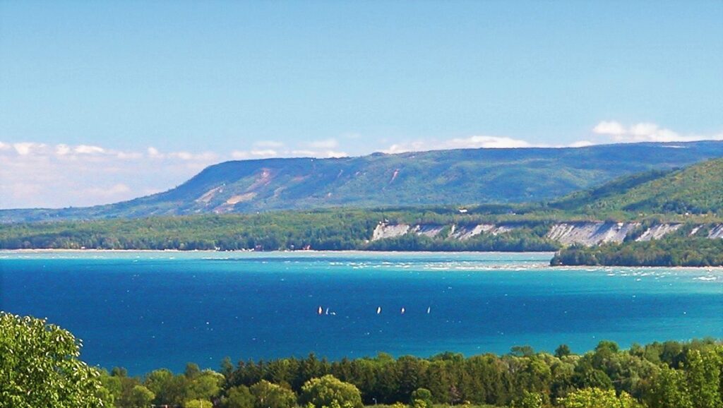 💦  Why Georgian Bay Is Worth Defending | Tom Buck | Save Georgian Bay