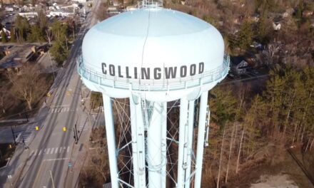 COLLINGWOOD MAN ARRESTED AND CHARGED AFTER CLIMBING WATER TOWER 