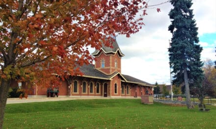 🎃  Explore, Create, and Discover at the Collingwood Museum this October